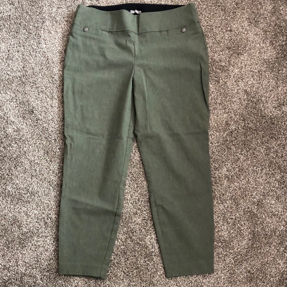 Maurices Pull On Bengaline Crop Pant
